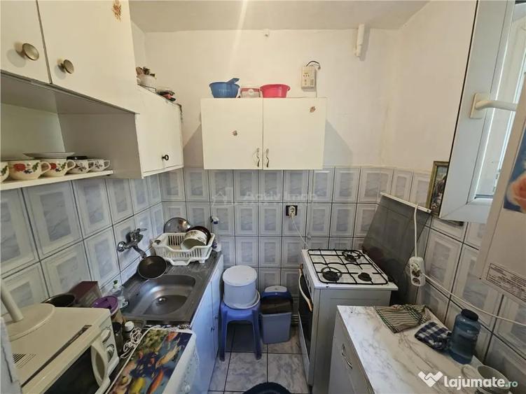 Apartament cu 2 camere nedecomandat în Calea Caransebeșului