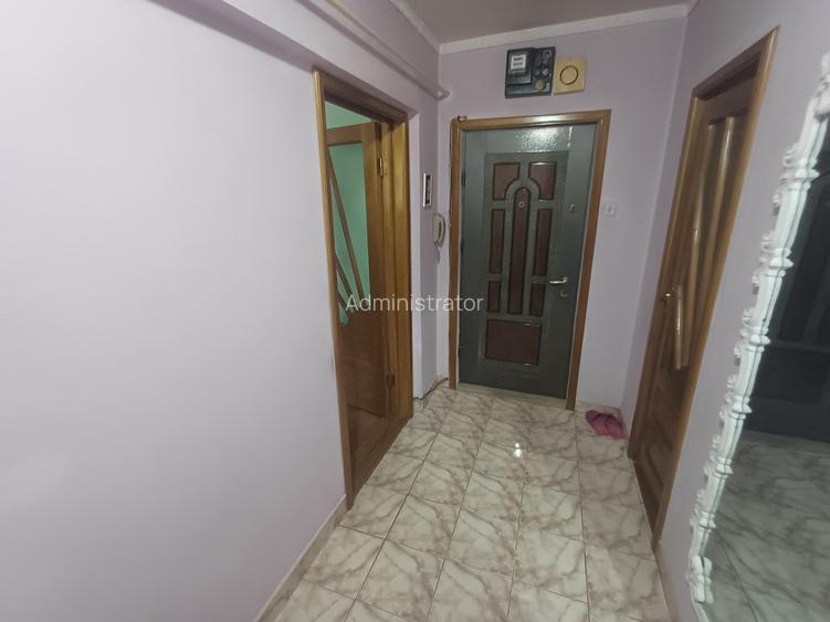 Vanzare 4 camere-Imobiliare MAXICONFORT