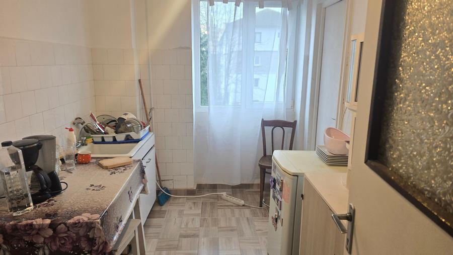 Vand apartament cu 2 camere in Deva, zona Piata Centrala, etaj 3, - 5