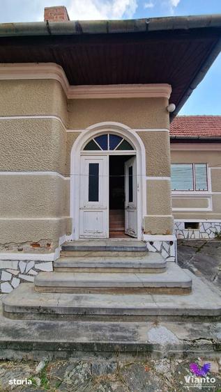 Casă cu 3 camere cu Teren 909 Mp în Poiana Sibiului