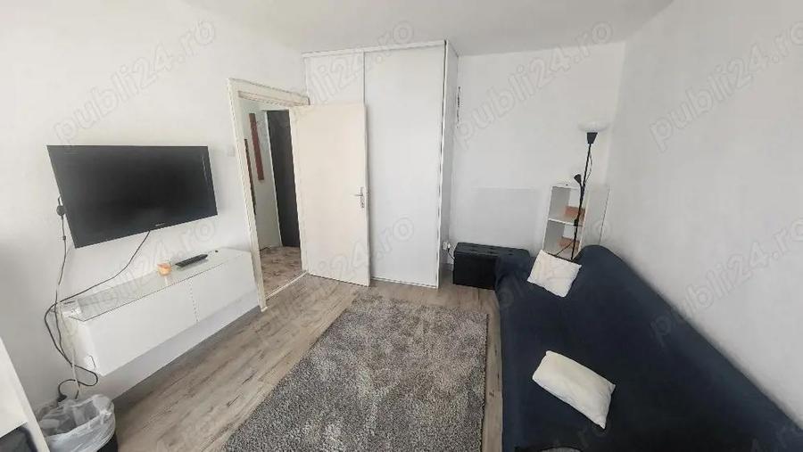 Inchiriez apartament o camera Arad ultracentral - 5