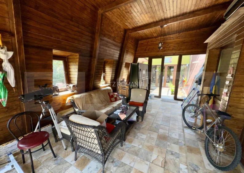 Casa de inchiriat, cu 4 dormitoare cu piscina, gratar, ia