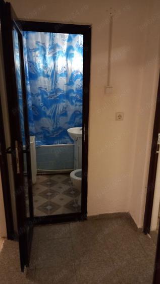 Vand apartament 3 camere parter mobilat - 1