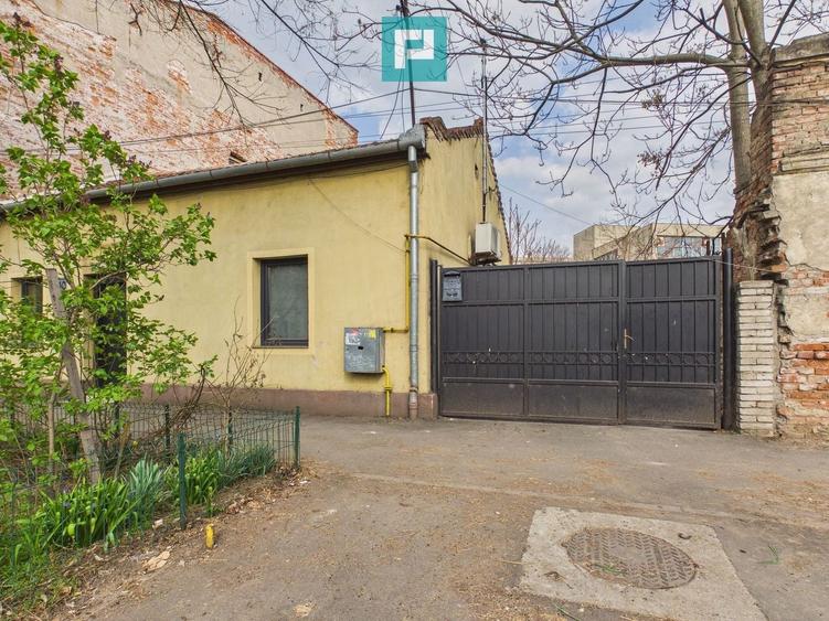 Apartament la curte comună pe strada Mărășești - 2