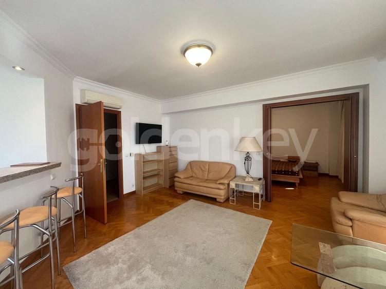 Apartament cu 3 camere decomandat, mobilat în Primăverii