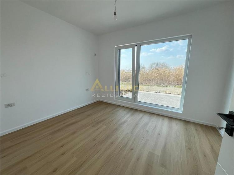 Casa individuala parter - 3 camere - 2 bai - 440mp teren - 10