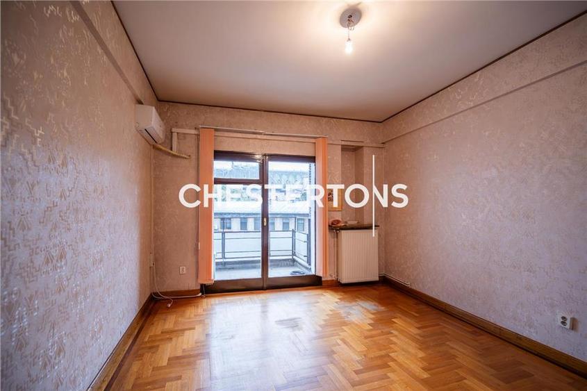 Apartament cu 5 camere circular în Calea Victoriei