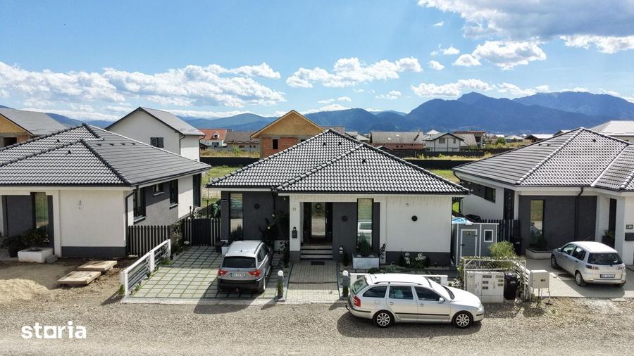 Casă cu 4 camere cu Teren 330 Mp în Tărlungeni