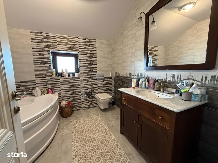 Casa individuala de vanzare Cartier Izvor - 12