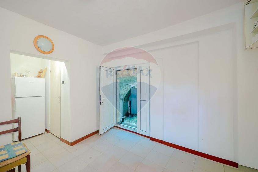 De vanzare casa cu 2 camere si teren 472 mp, Str Valea Frumoasa - 2