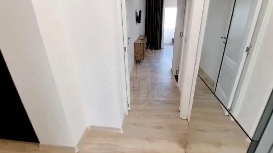 3 CAMERE //DEMOCRATIEI // 2 BAI // BALCON - 9