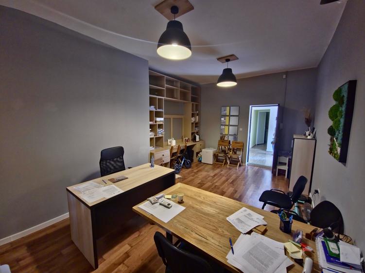 Faleză Nord  Clădire birouri cu 25+ încăperi  Afacere la cheie complet închiriat - 35