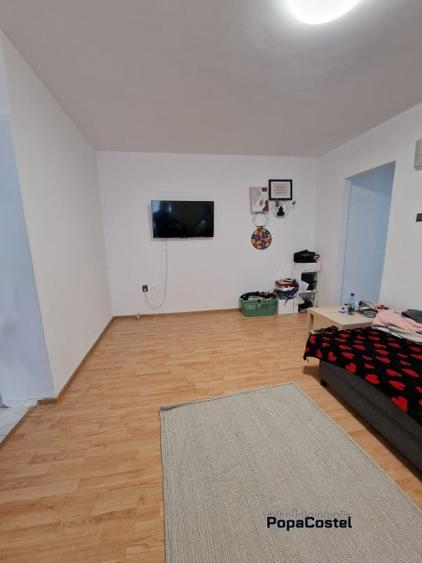 Piata Romana la gura de metrou 2 camere 56 mp etaj 7/8 mobilat, lift - 2