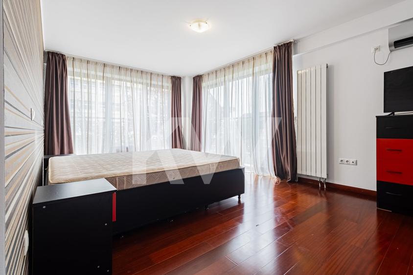 Închiriere apartament 4 camere, acces la parcare cu barieră, strada De Mijloc - 6
