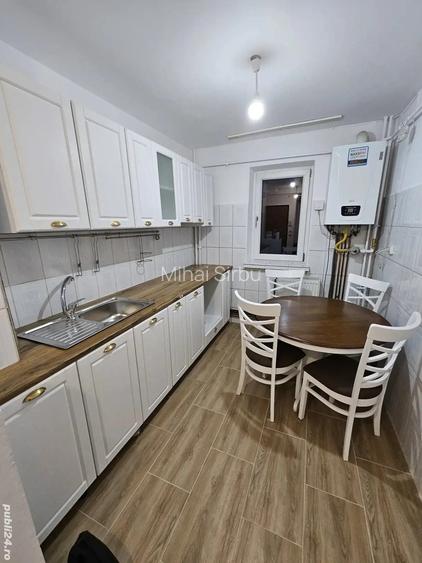 Apartament 3 camere, et. 2, 1 Mai, Insula, Medicina, Parc