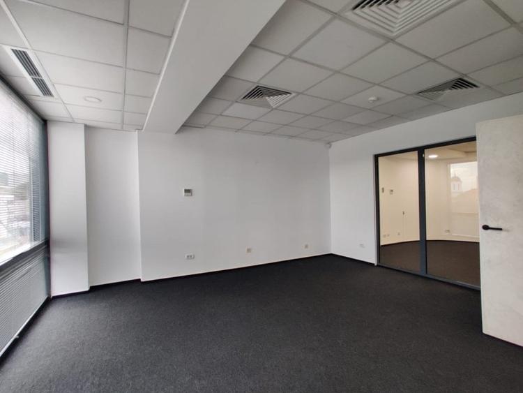 Spațiu de inchiriat pentru birouri in cladirea Dacia Business Center - Moșilor - 4