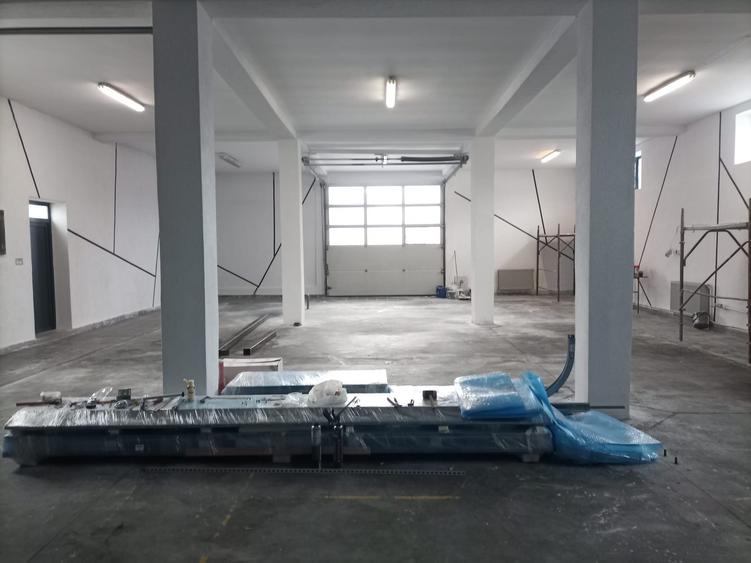 Inchiriez hala situata in Lazaret,200m,pretabila spalatorie,service - 1