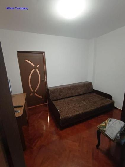 Inchirieri Case / vile SEMICENTRAL PIATA 1 MAI - 8