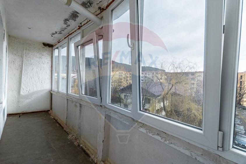 COMISION 0%| APARTAMENT| 2 CAMERE| DECOMANDAT| RENOVAT| ZONA CENTRALA - 3