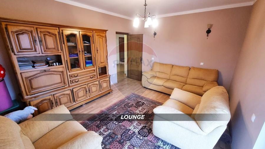 Casă / Vilă de lux cu 2 garaje, 10 camere de vânzare în BAIA MARE - 7