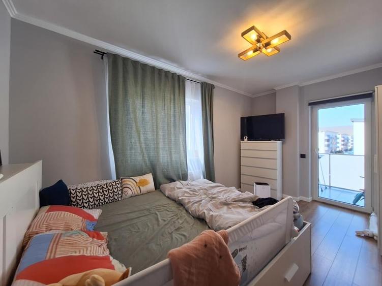 Apartament cu 3 camere, 2 bai, 2 balcoane, zona Terra - 8