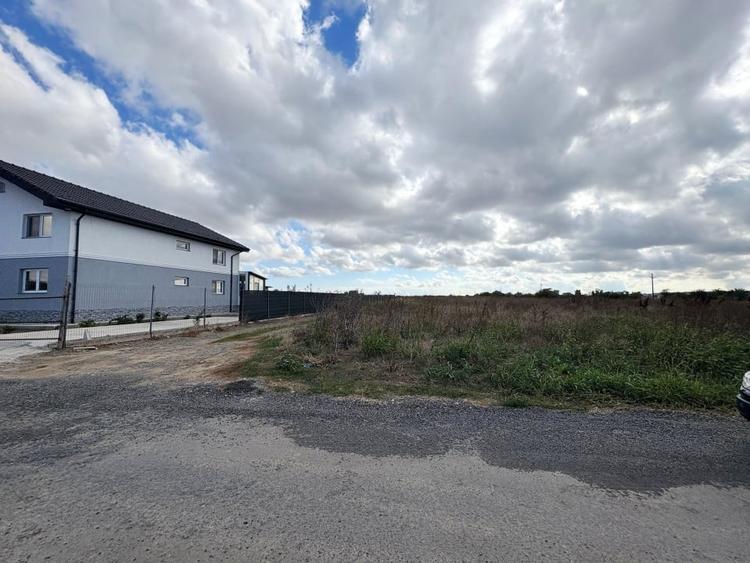 Teren Intravilan, 3334 mp in Valu lui Traian - 1