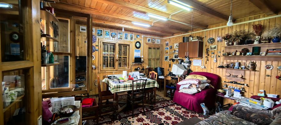 Casa Breaza , zona centrala , 500mp teren drept ,toate utilitatile - 2