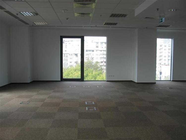 Birouri de inchiriat in Victoria Center de la 236 mp - 10