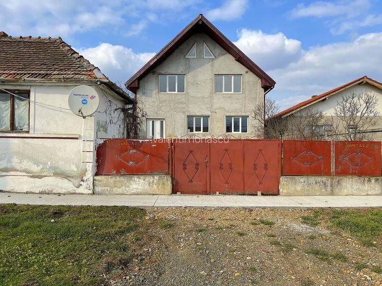 Casa individuala P1M 200mp utili, 1751mp teren, Ianova!