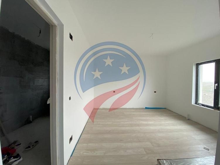 CASA 4 CAMERE PE PARTER ZONA SELGROS - 5