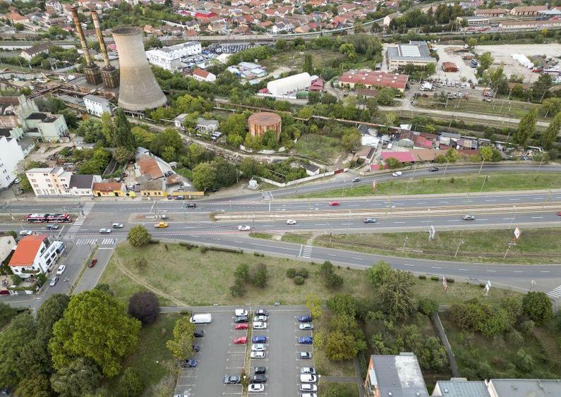 Calea Iuliu Maniu, urbanism P+2+M POT 65% CUT 1.25 - 7