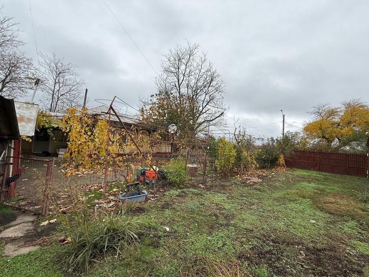 Casa Locuibila De Vanzare - 7