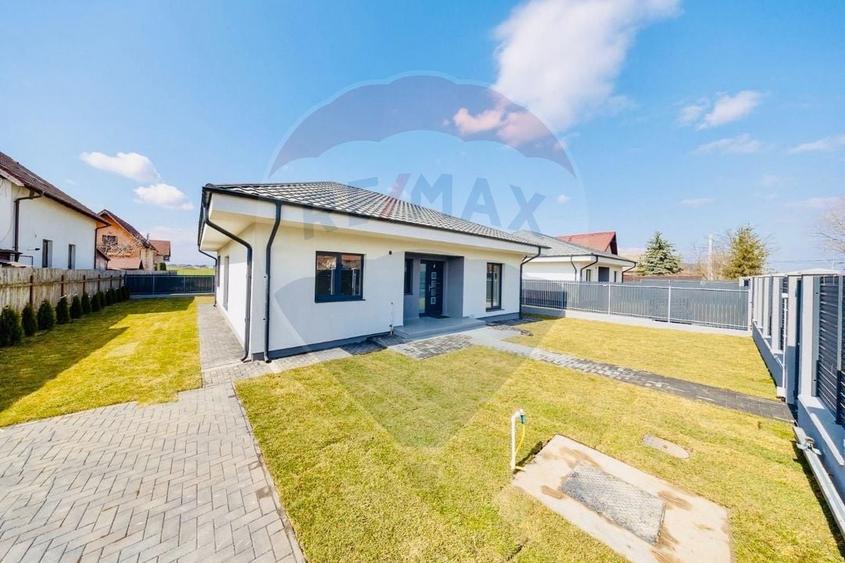 Casa 4 camere-594 mp teren,  construcție noua-Harman - 2