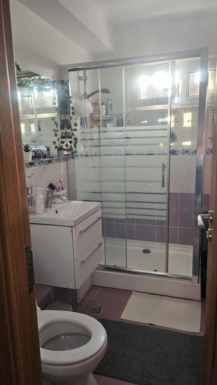 Apartament cu 3 camere de vanzare - 6