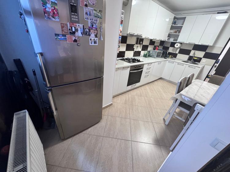 Casa P+1+M. 5 cam. Util 143mp. Teren 307mp. - 26