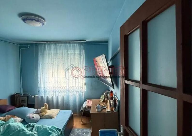 Str. Mariuca Aparatorii Patriei - Apartament 4 - 11