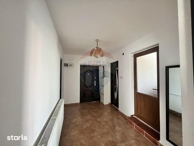 Casa / Vila cu 3 camere de vanzare - 7