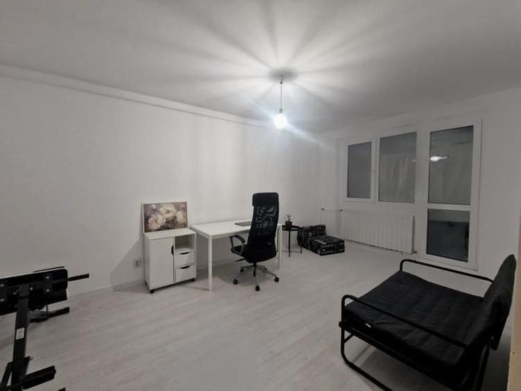 De închiriat apartament 3 camere Tineretului Pet Friendly - 1