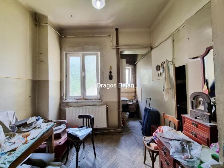 Cismigiu // Curte in proprietate // Vila renovata - 14