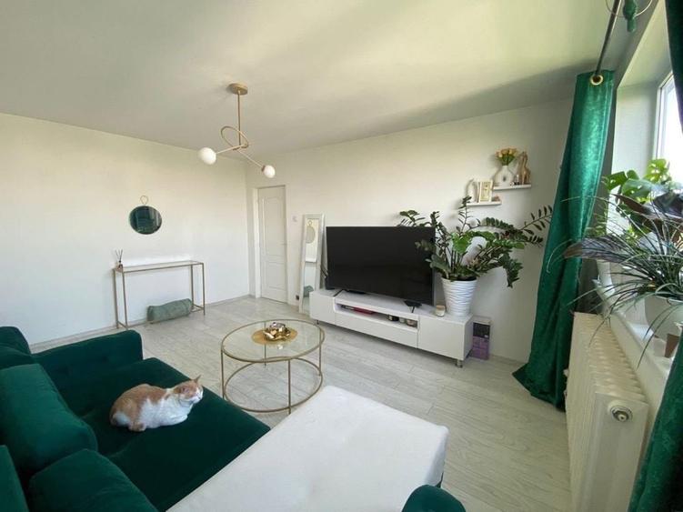 Apartament cu 2 camere decomandat în Alexandru Obregia