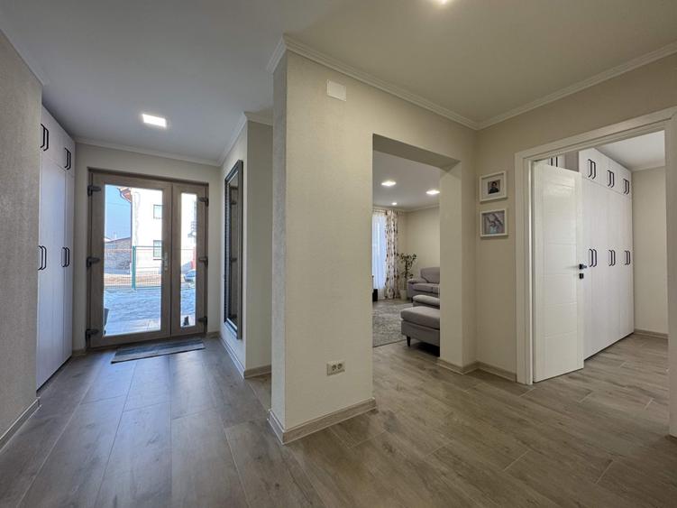 Vila P+M, 2020,Sc=101 mp,Su=160 mp,mobilata+utilata,str.Agricultorului - 9