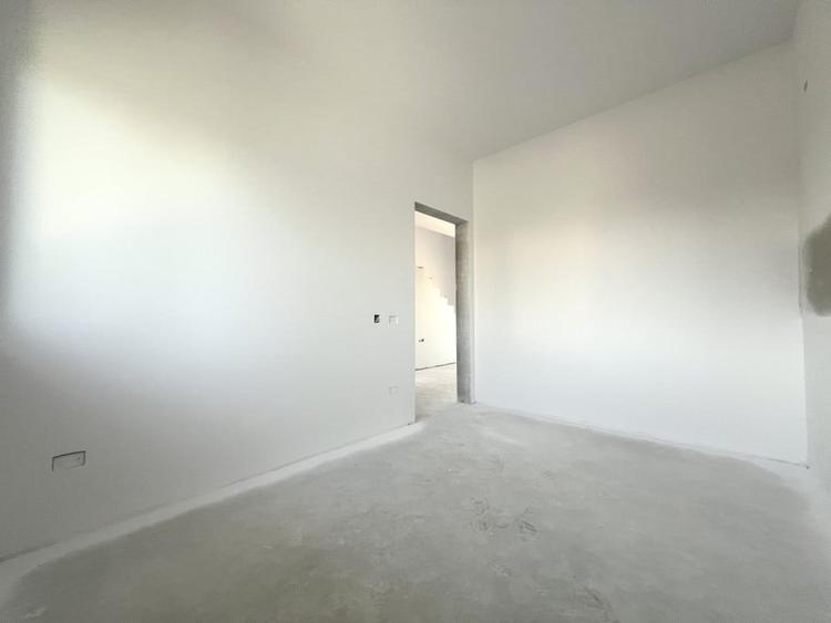 Triplex, 3 camere, 85mp utili, 320mp teren, curent trifazic - Sacalaz - 11