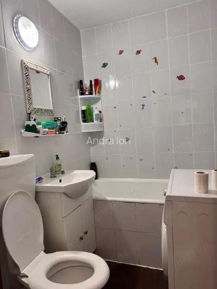 Apartament 2 camere sect 4 Huedin