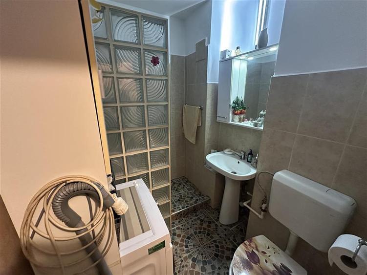 Garsoniera, zona Dacia - Decebal - 8