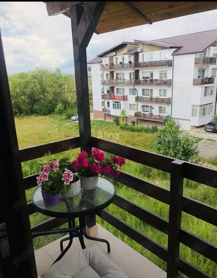 Inchiriez apartament 2 camere in Strand