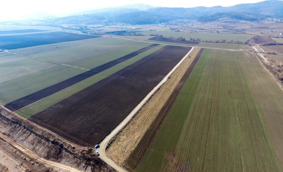 Teren extravilan arabil 19239mp Vulcan spre Codlea - 6