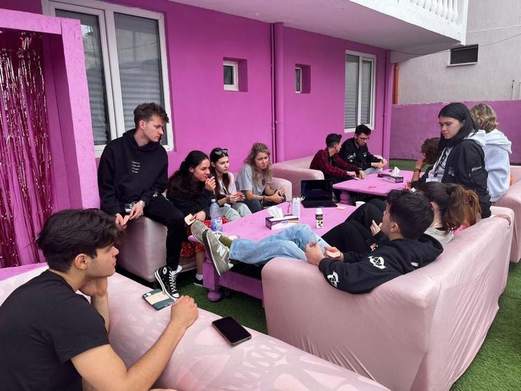 Se Vinde CASA Barbie di costinesti . - 7