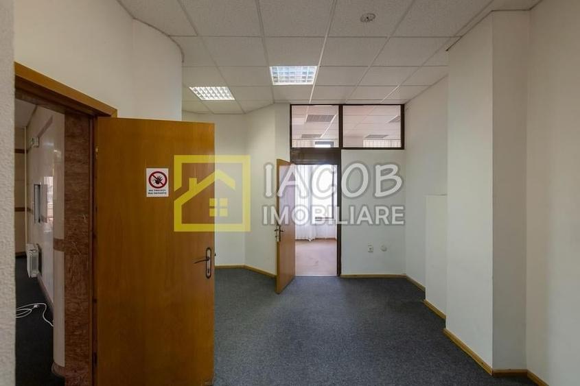 Spatiu comercial P+1, Buhusi, central, jud Bacau - 12