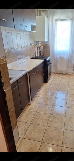 Apartament 3 decomandate. 57mp. Proprietar 51ooo euro - 1