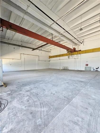 Spatiu Industrial - 750 mp - Productie - Depozitare - Distributie - 28